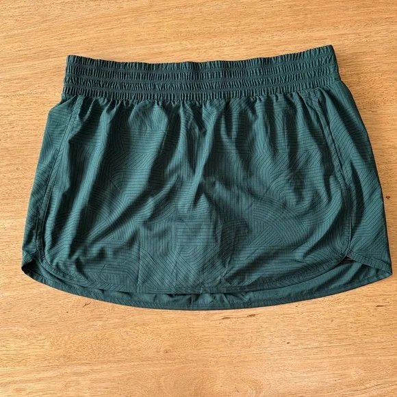 Prana Black and Teal Athletic Skirt - Picture 1 of 6